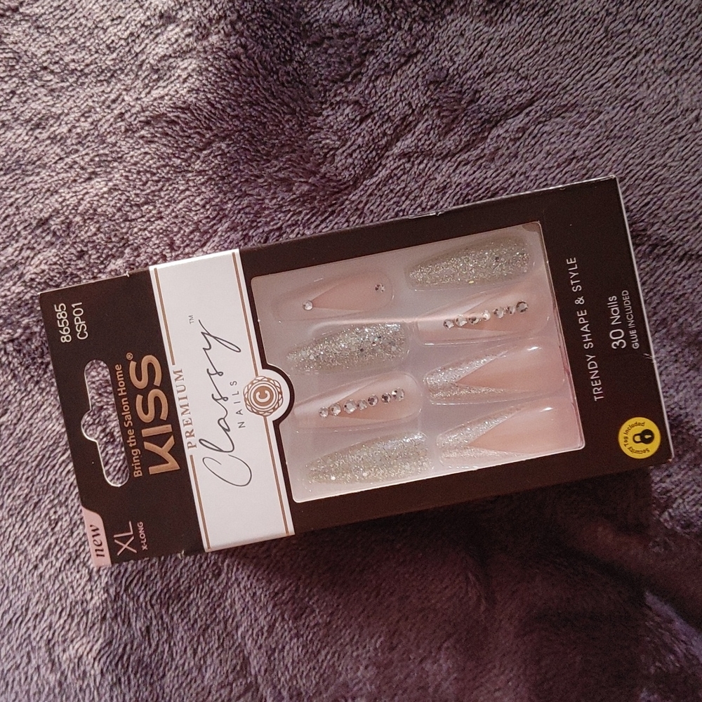 Press-on Nails
